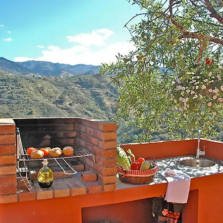 Holiday home Casa Tres Almendros Vega de San Mateo